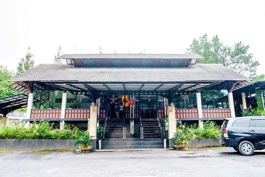 Taman Simalem Resort Tongging Ngoại thất bức ảnh